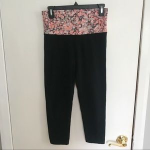 Victoria’s Secret Cropped Leggings💓